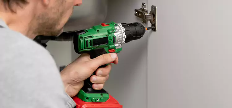 Commercial Door Hinge Repair Ontario