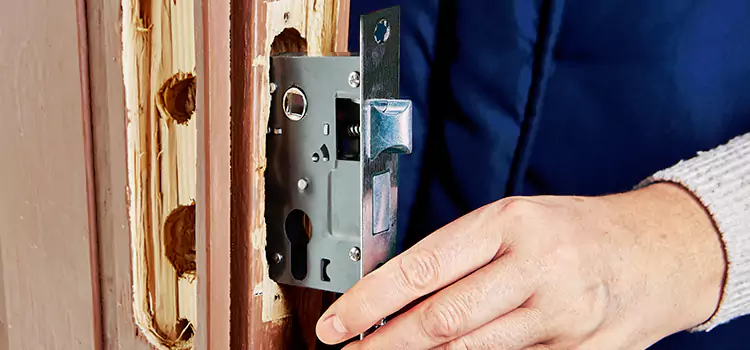 Garage Door Lock Replacement Ontario